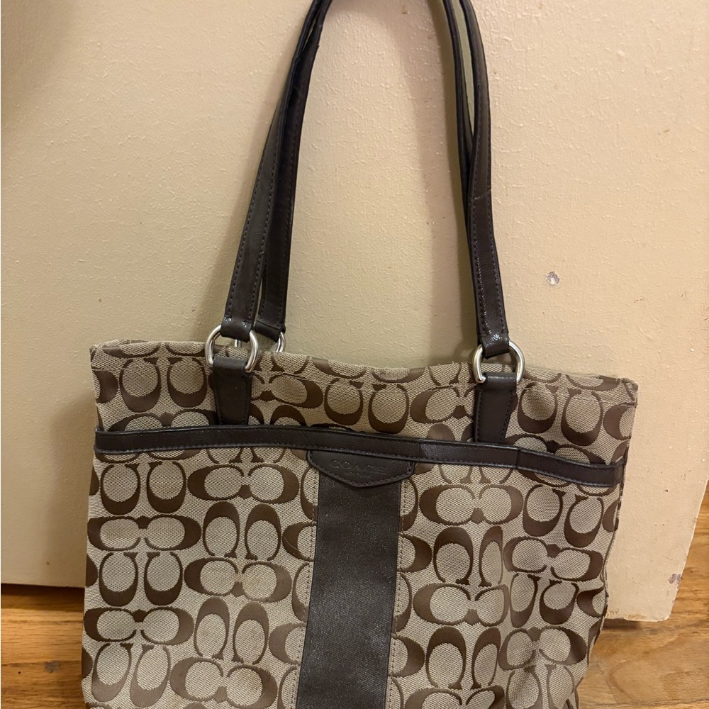 Vintage Coach Signature